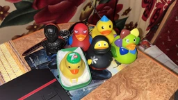 Утка Цветик-семицветик резиновая FunnyDucks L1857