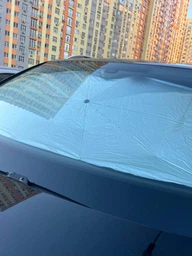 Парасолька автомобільна на лобове скло сонцезахисний екран козирок для авто Grant фото від покупців 3
