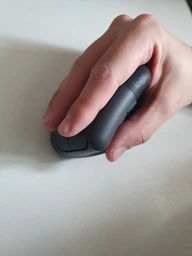 Миша Logitech Lift Vertical Ergonomic Bluetooth White (910-006496)