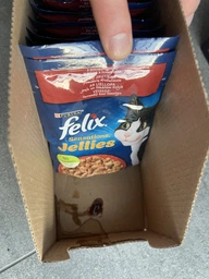 Вологий корм для кішок Felix Sensations Jellies шматочки яловичина у желе з томатами 85 г (7613039831724) фото від покупців 9