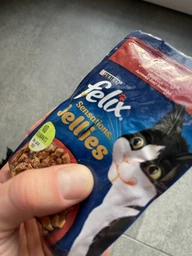 Вологий корм для кішок Felix Sensations Jellies шматочки яловичина у желе з томатами 85 г (7613039831724) фото від покупців 6