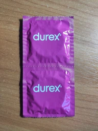Презервативы латексные с силиконовой смазкой Durex Pleasuremax (с ребрами и точками) 3 шт (5038483203989) фото от покупателей 2