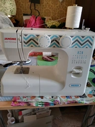 Швейная машина JANOME HighStyle 1515 фото от покупателей 5