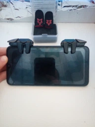 Комплект SARAFOX Game Trigger: сенсорні напальчники, два тригери G21 для мобільного геймінгу/ігор/кіберспорту/телефону iOS, Android з автоклікером фото від покупців 2