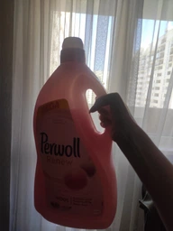 Засіб для прання Perwoll Renew Delicates Detergent для вовни, шовку та делікатних тканин, 75 циклів прання, 3.75 л фото от покупателей 3