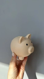 Копилка свинка бежевая (пластиковая) Piggly bank фото от покупателей 3