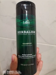 Заспокійливий шампунь Lador з трав'яними екстрактами Herbalism Shampoo 150 мл 8809181932955 фото від покупців 3