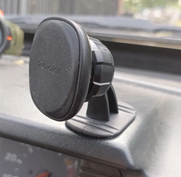 Тримач для мобільного BOROFONE BH103 Cloud magnetic car holder(center console) Black (6941991108037) фото от покупателей 4