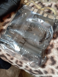 Материнская плата Gigabyte B550M DS3H (sAM4, AMD B550, PCI-Ex16) фото от покупателей 3