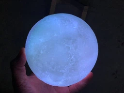 Ночник 3D Moon light Луна на подставке, диаметр 11 см фото від покупців 5