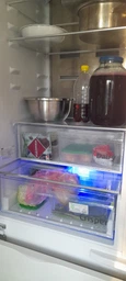Встраиваемый холодильник Beko BCNA306E3S фото от покупателей 14