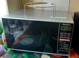 Мікрохвильова піч Panasonic NN-GT264MZPE фото від покупців 2