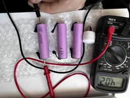 Aккумулятор Samsung 18650 с клемами под пайку Li-Ion ICR 26J M, 2600-2800 mAh 10A , 3.7V (2.75-4.2V, без защиты, для пайки) - 1шт. фото от покупателей 4