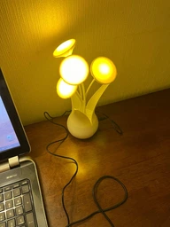Ночник цветок светодиоидный UFT Flowers Nightlight Green с датчиком темноты фото от покупателей 1