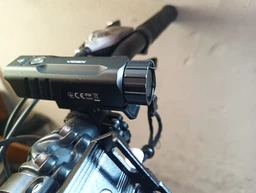 Велофара VIDEX VLF-BA286 2000Lm 5000K фото від покупців 2