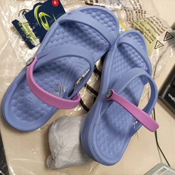 Жіночі шльопанці для пляжу Joybees Dance Sandal Blue Iris/Orchid WDNSD.BRO. 36.5 (W6) 23.6 см Різнокольорові (810067715485) фото від покупців 1