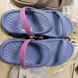 Жіночі шльопанці для пляжу Joybees Dance Sandal Blue Iris/Orchid WDNSD.BRO. 36.5 (W6) 23.6 см Різнокольорові (810067715485)