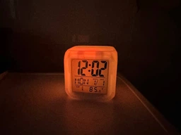 Годинник будильник хамелеон UFT Clock kub з термометром 10х10х10 см (clockkub)