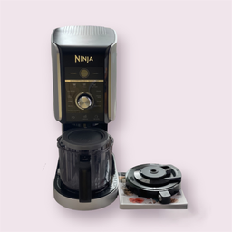 Морозивниця Ninja CREAMi Deluxe 10-in-1 NC501EU