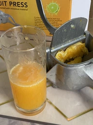Соковижималка ручна для фруктів з затиском Hand Juicer 182969 фото від покупців 2