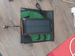 Захищений повербанк з сонячною батареєю HAVIT HV-PB5126 20000mAh фото від покупців 2