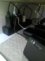 Зарядний пристрій Pixus Quick 3.0