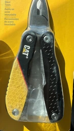 Мультитул CAT 13 в 1 Multi-Function Tool (4021472523237)