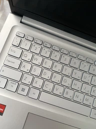 Ноутбук ASUS VivoBook 17X M3704YA-AU092 (90NB1191-M00400) Transparent Silver / 17.3" IPS Full HD / AMD Ryzen 5 7530U / RAM 16 ГБ / SSD 1 ТБ