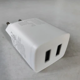 Мережевий зарядний пристрій Baseus Speed Mini Dual U 10.5W 2USB 2.1A Travel Charge Black (CCFS-R01) фото від покупців 2