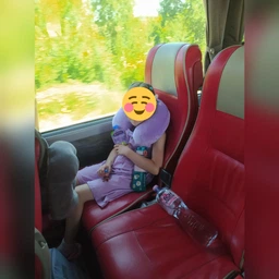 Дорожная подушка для отдыха под шею в дорогу Единорог 31x29x10 см Фиолетовая 21514