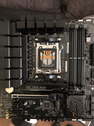 Материнська плата Asus TUF Gaming B650M-E Wi-Fi (sAM5, AMD B650, PCI-Ex16)
