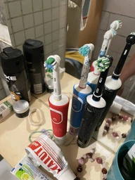 Насадки для электрической зубной щетки Oral-B Electric Precision Clean 3 шт (4210201848172) фото от покупателей 15