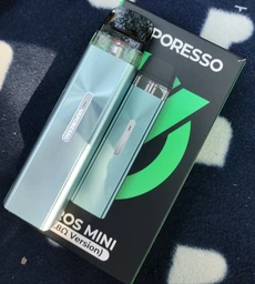 Pod система електронна сигарета Vaporesso XROS Mini Kit Black под подік електронка перезаправляєма багаторазова вапорессо іксрос міні вейп стартовий набір для вейпінгу з картриджем 2 мл corex + зарядний блок ACG