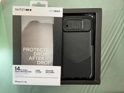 Чохол для Iphone 16e/15/14/13 Tech21 Evo Max MagSafe Black із захистом камери (шторка) протиударний фото від покупців 2