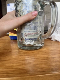 Подарунковий набір пиво Kaiserdom Hefe-Weissbier Krugset світле нефільтроване 4.7% 1 л + кухоль 1 л (4004591137363)