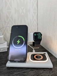 Безпровідна зарядна станція Magsafe 3 в 1 15 Вт для iPhone Apple Watch AirPods для айфона часів /серии Samsung Galaxy S22/S21/S20/S10 Біла фото від покупців 5
