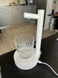 Аккумуляторная помпа для воды X115 Smart Table Water Dispenser Белая фото от покупателей 1