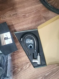 Мойка кухонная Lidz 50x50 см в комплекте с сушилкой, дозатором и гибким смесителем Lidz Vida нержавейка черная фото от покупателей 6