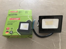Прожектор з радіатором EUROLAMP LED SMD "B" 20W 6500K (LED-FL-20(B)) фото від покупців 1