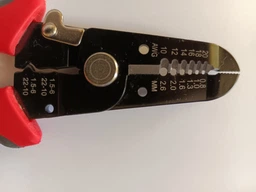 Съемник изоляциии Intertool 190мм x 0.8-2.6мм² (HT-7028) фото от покупателей 2