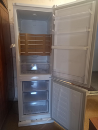 Двокамерний холодильник Beko RCSA270K20W фото від покупців 18