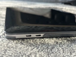 Чехол накладка для MacBook Pro 15.4 (A1707/A1990), прозрачный, Air Shell, пластиковый защитный аксессуар для защиты ноутбука, противоударный, с вентиляцией и доступом к портам, ArmorStandart (ARM54295) фото от покупателей 2