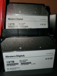 Жорсткий диск Western Digital Ultrastar DC HC550 18TB 7200rpm 512MB WUH721818ALE6L4_0F38459 3.5 SATA III