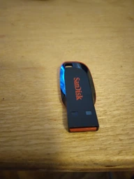 USB накопичувач SanDisk Ultra Shift 64ГБ USB 3.0 чорний фото від покупців 1