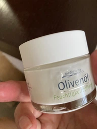 Увлажняющий крем Doliva (Olivenol) с гиалуроновой кислотой 50 мл (4016369527672/4016369464922) фото от покупателей 2