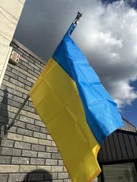Флаг Украины государственный уличный габардин с кольцами для крепления на клипсы флагштока Сине-желтый 140 х 90 см Kayfovo UA-1 фото от покупателей 1