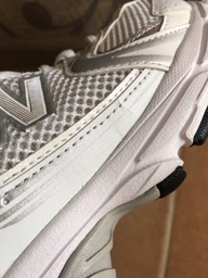 Женские кроссовки New Balance MR530EMA 38 (5.5) 23.5 см Белый/Серебристый (739980463863) фото от покупателей 2