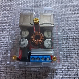 DC-DC понижающий преобразователь, Зарядка 12-35V / 4 x USB 5V 8A фото от покупателей 1