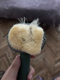 Массажная щетка для тела с дозатором BodyBrush, зелёная фото от покупателей 1