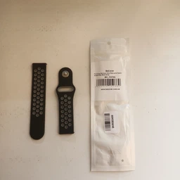 Ремешок Becover Vents Style для Xiaomi Amazfit Bip (20mm) Lite/Bip S Lite/Bip 3/Bip 3 Pro/GTR 42mm/GTS/TicWatch S2/TicWatch E/GTS 3/GTS 2 mini Black-Green (BC_705703) фото от покупателей 1